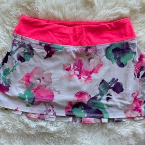 lululemon athletica Floral tennis Skirt with Pink Waistband